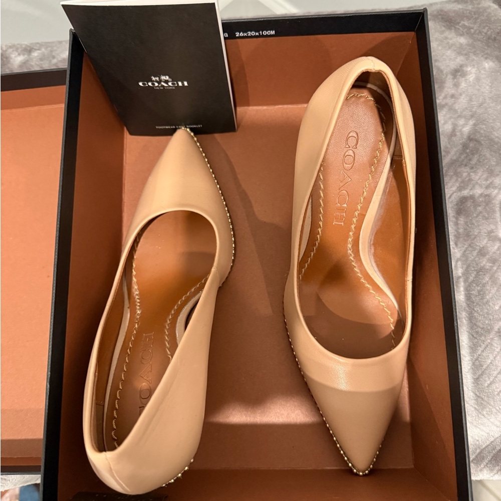 Coach Tan Parker Pumps